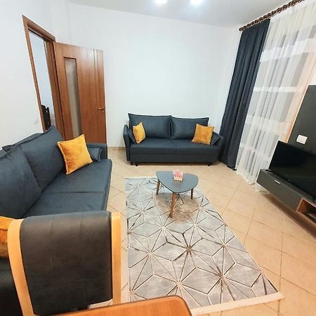 Apartment Me Qera Lungomare Vlore Medem1 외부 사진