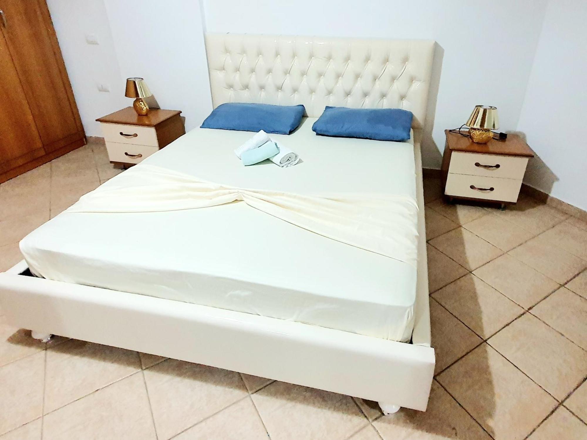 Apartment Me Qera Lungomare Vlore Medem1 외부 사진