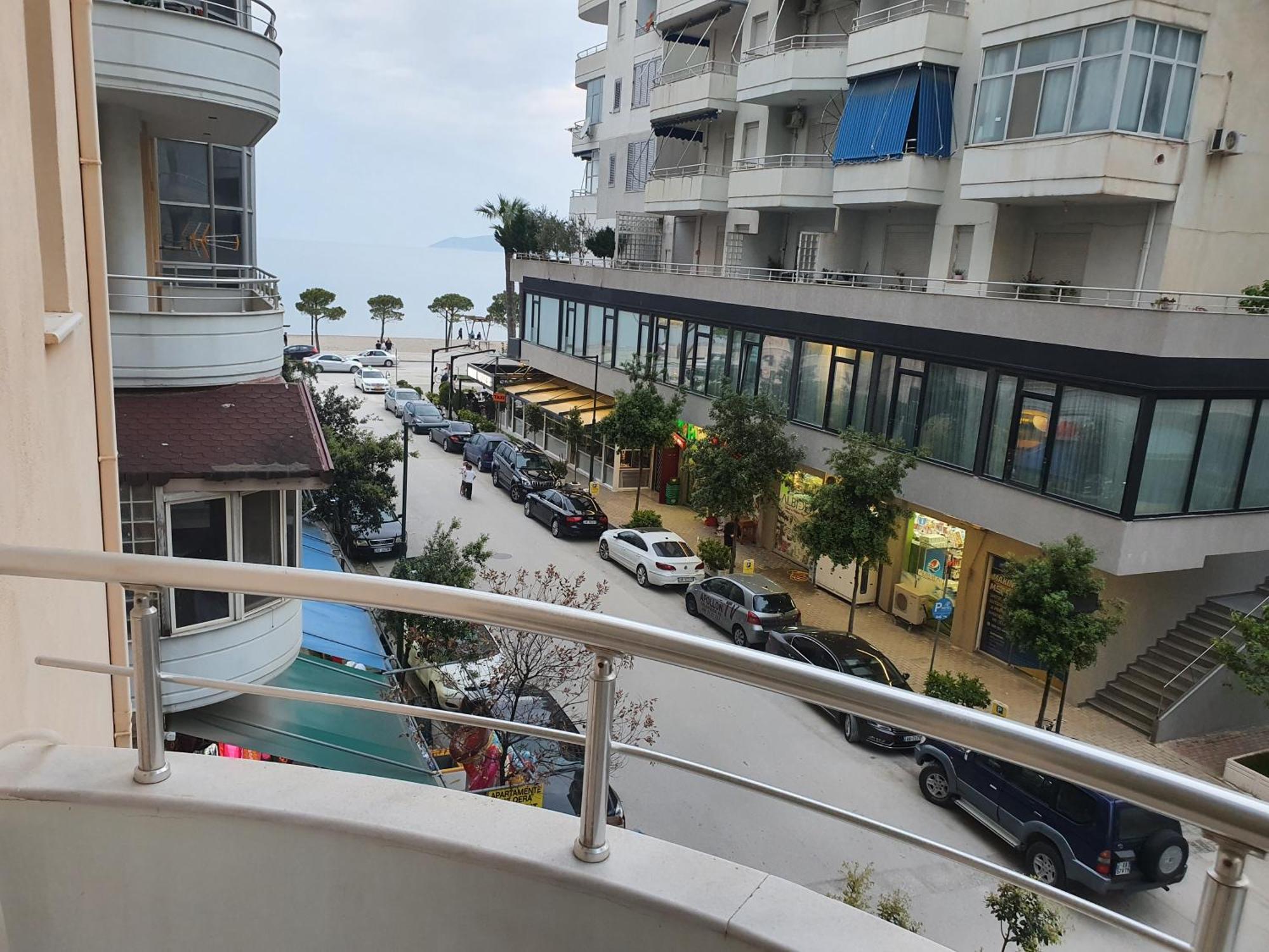 Apartment Me Qera Lungomare Vlore Medem1 외부 사진